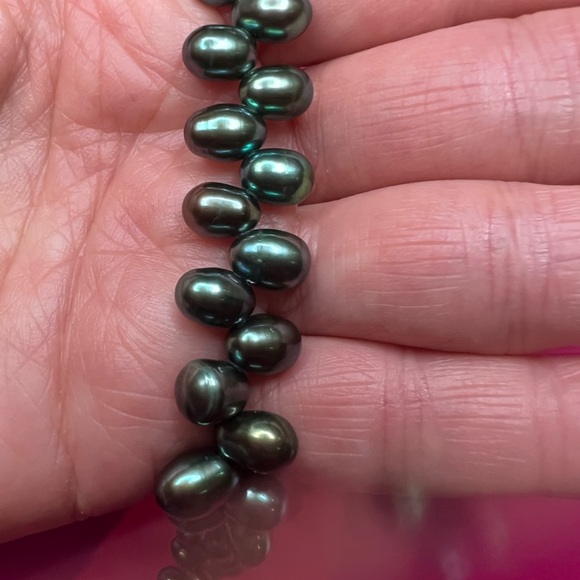 Vintage genuine pearl Peacock Green necklace 16 inch - Picture 6 of 12